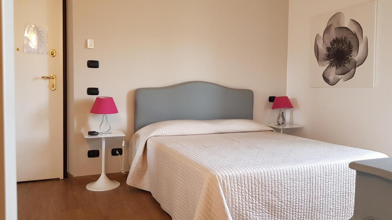 Il Casale Degli Ulivi - Agriturismo - Tenimenti Leone Lanuvio Ngoại thất bức ảnh