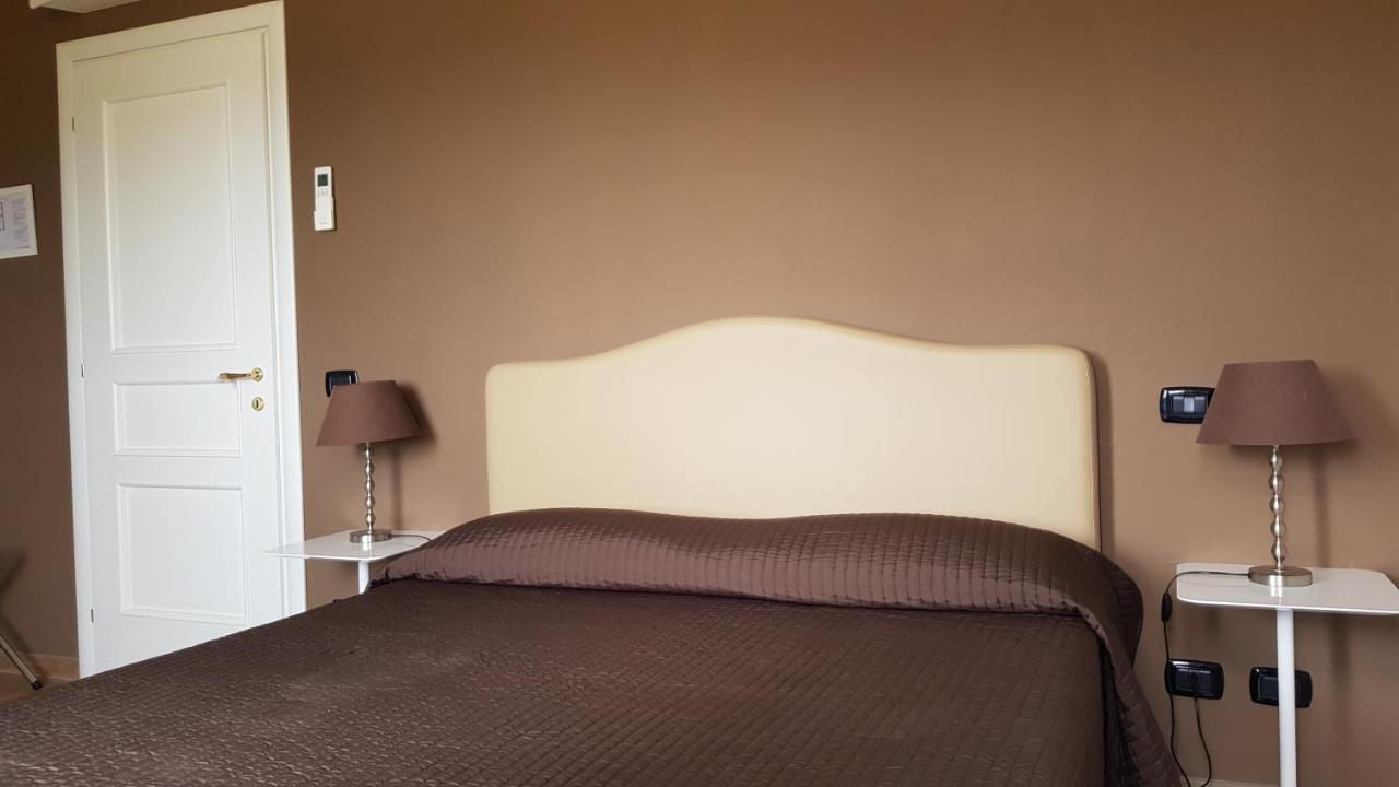 Il Casale Degli Ulivi - Agriturismo - Tenimenti Leone Lanuvio Ngoại thất bức ảnh