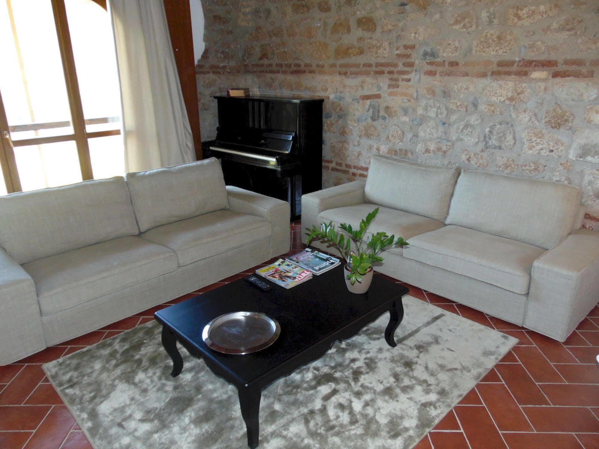 Il Casale Degli Ulivi - Agriturismo - Tenimenti Leone Lanuvio Ngoại thất bức ảnh