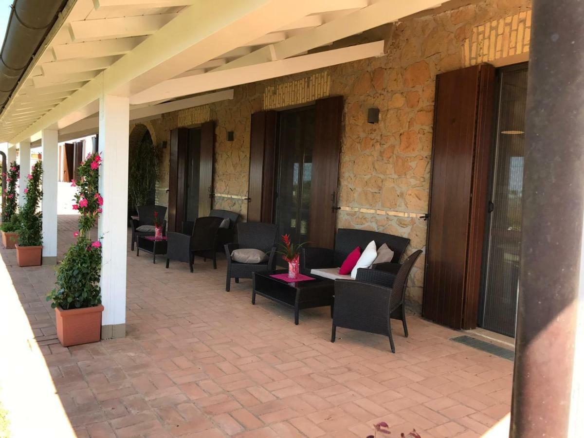Il Casale Degli Ulivi - Agriturismo - Tenimenti Leone Lanuvio Ngoại thất bức ảnh